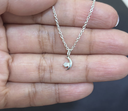 NESH Embrace Pendant