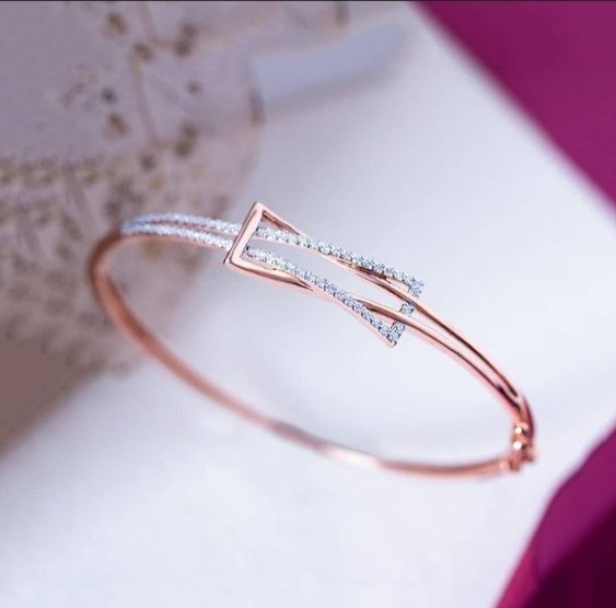 Rose Gleam Geometric Cuff