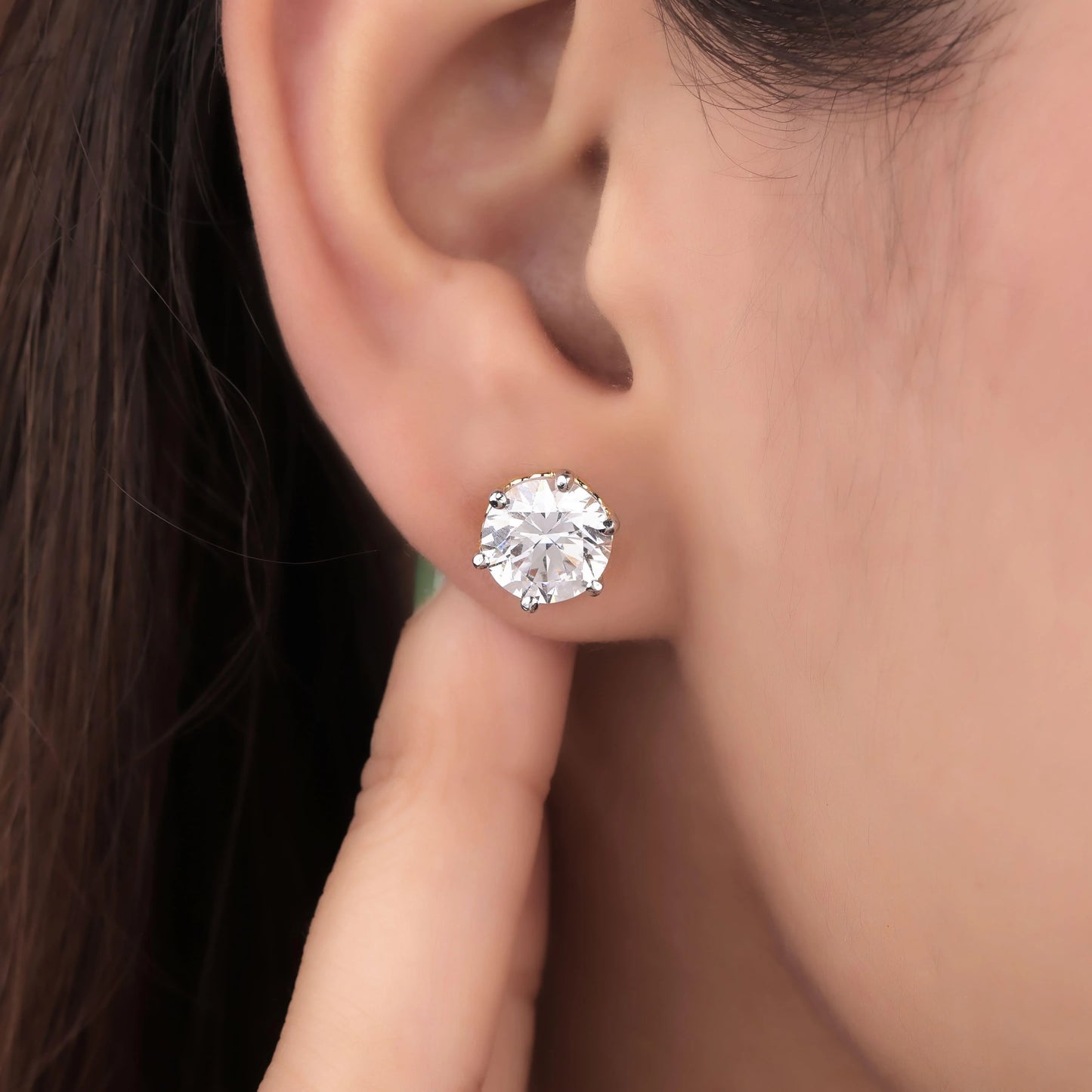 Solitaire Sparkle Studs
